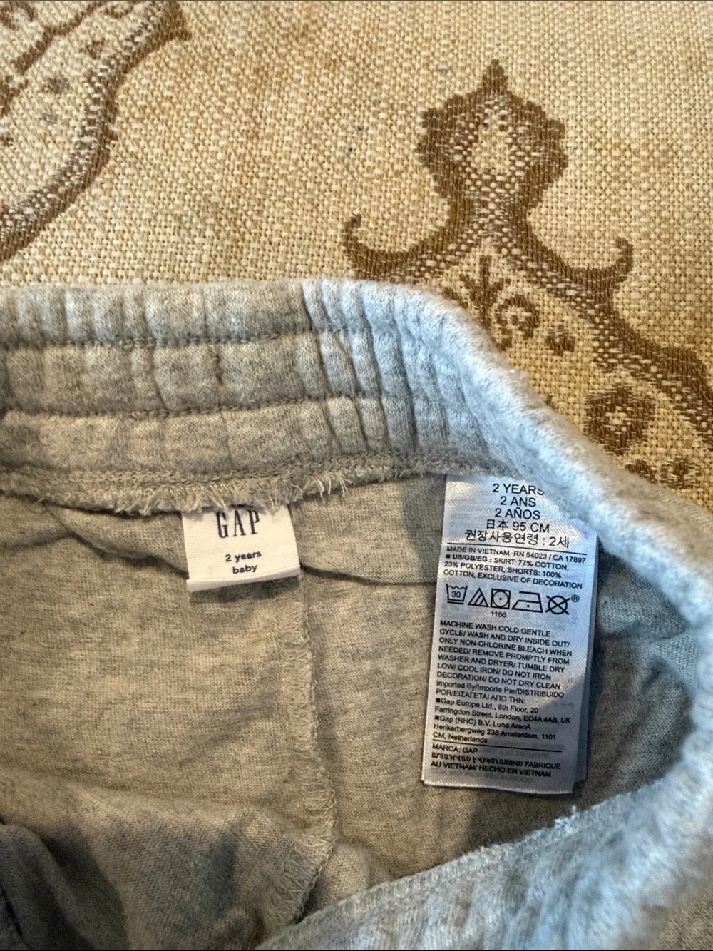 GAP Light Gray Skort with Pink Logo